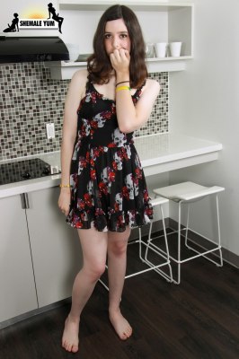 Schattige jongen wordt knappe meid